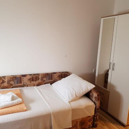 Apartman Andrea Zara Esterno foto