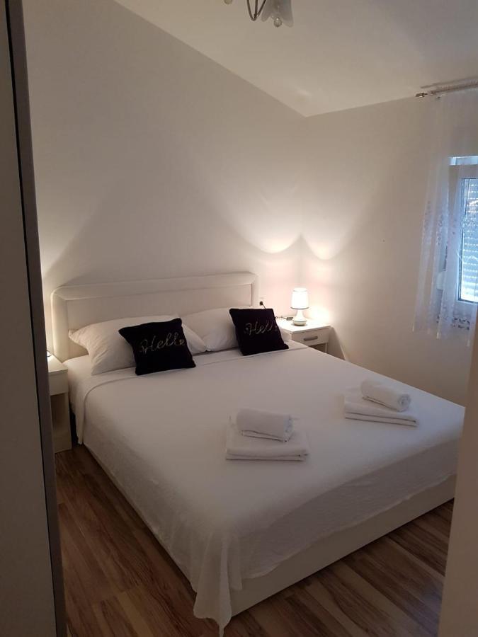 Apartman Andrea Zara Esterno foto