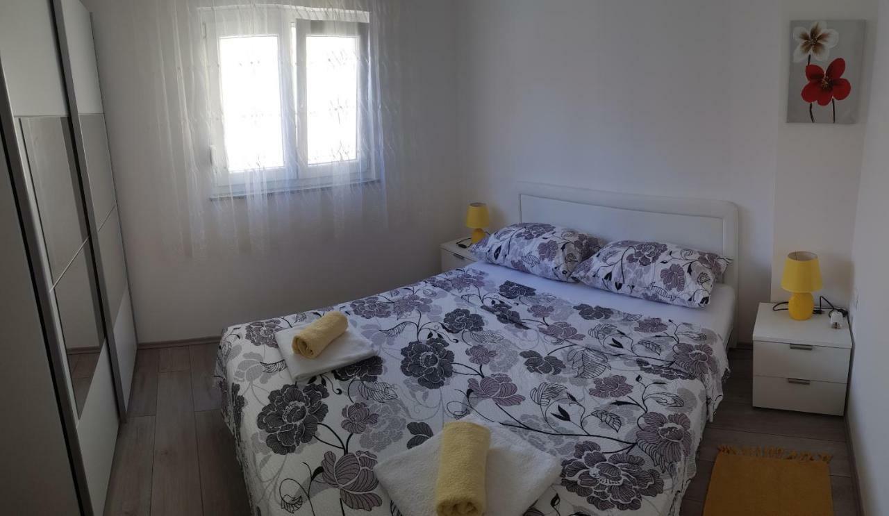 Apartman Andrea Zara Esterno foto